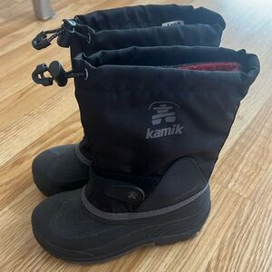 Boys Kamik waterproof boots